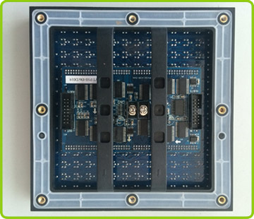 P6 Наружный цифровой мобильный трейлер с светодиодным рекламным экраном с функцией SDK для розничных и OEM-агентств 1